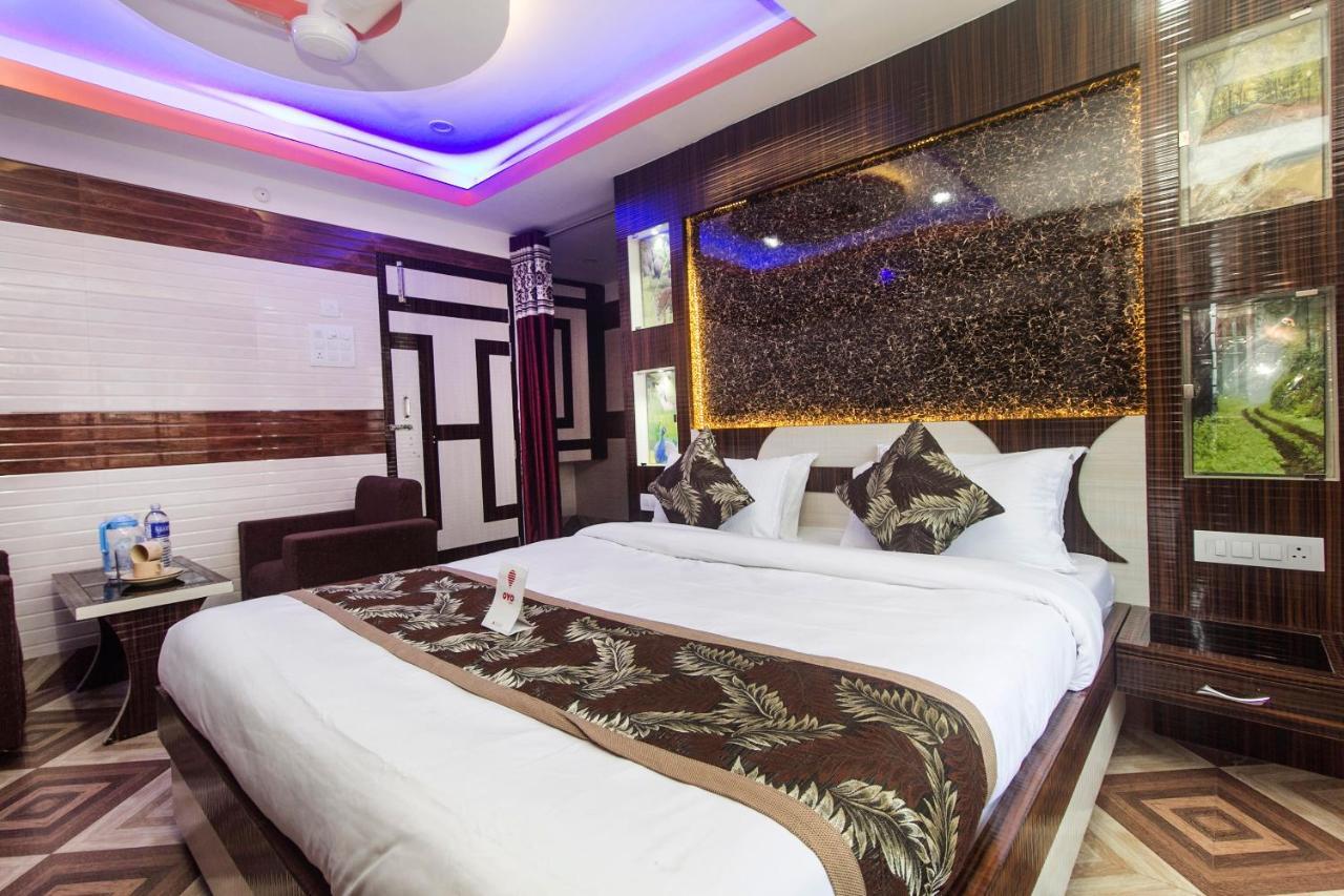 Oyo 16064 Tirupati Lodge Siliguri Exterior foto